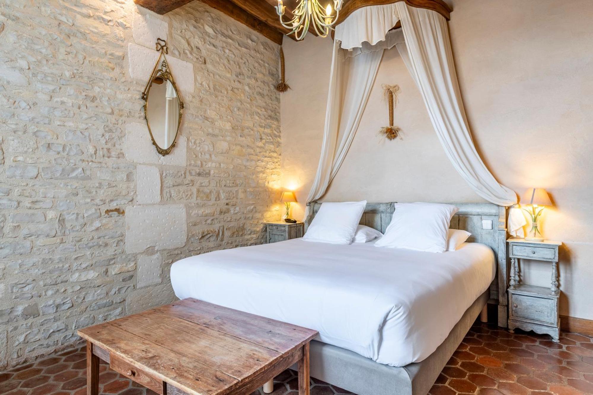Hotel De La Beursaudiere 3*